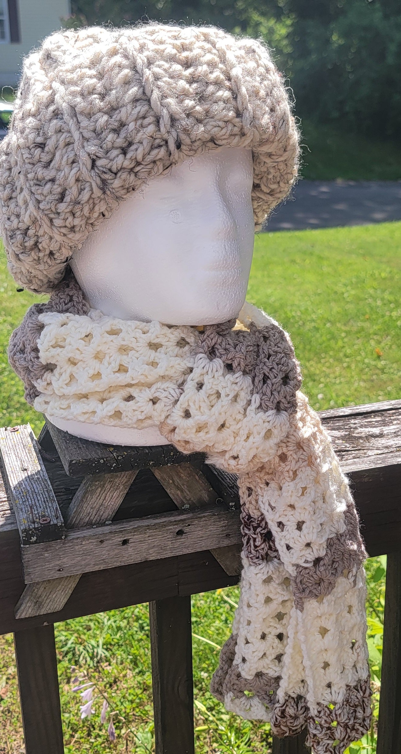 Crochet scarf